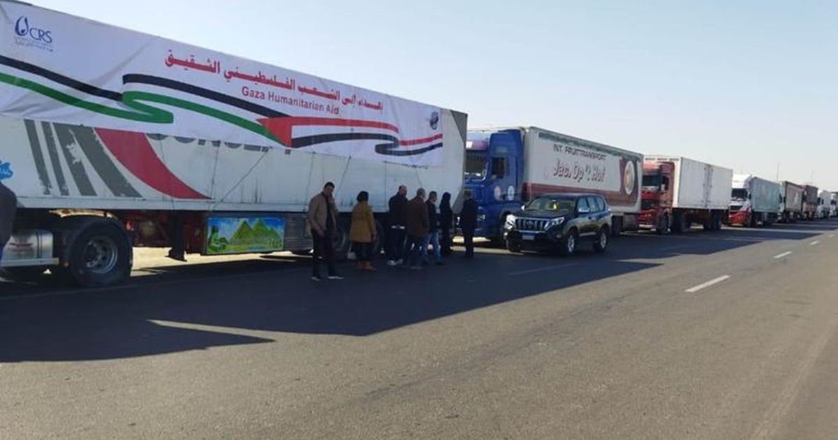 حكومة غزة: دخول 674 شاحنة مساعدات فقط منذ 27 الشهر الماضي